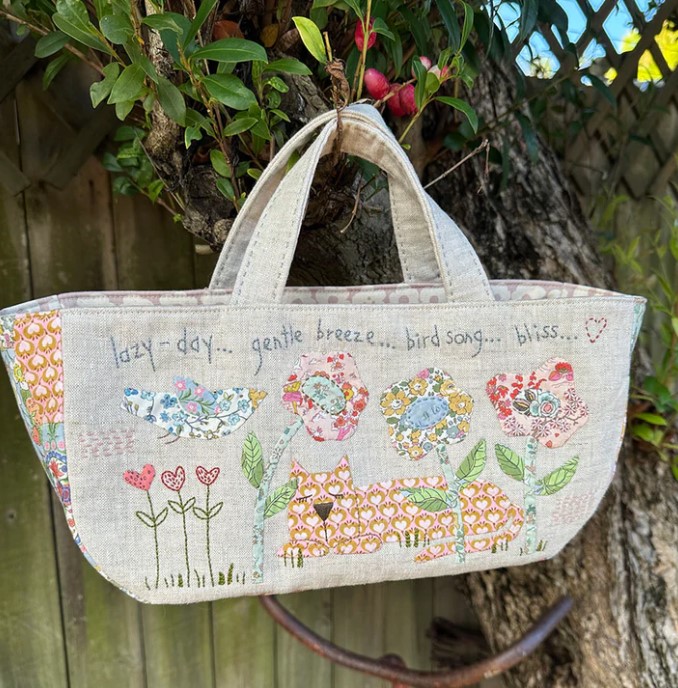 Lazy Day Tote & Pincushion