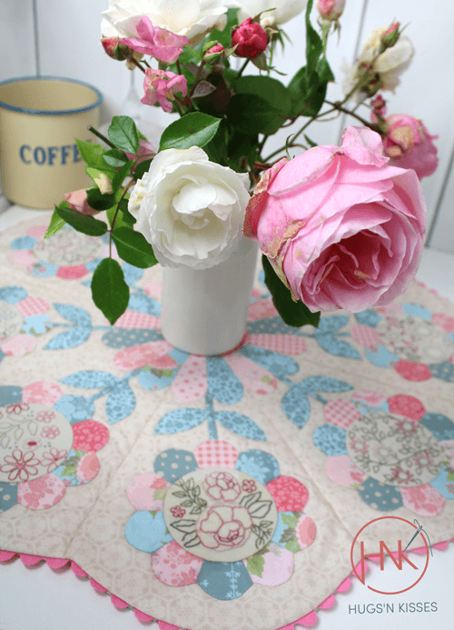 Quite Contrary Table Topper